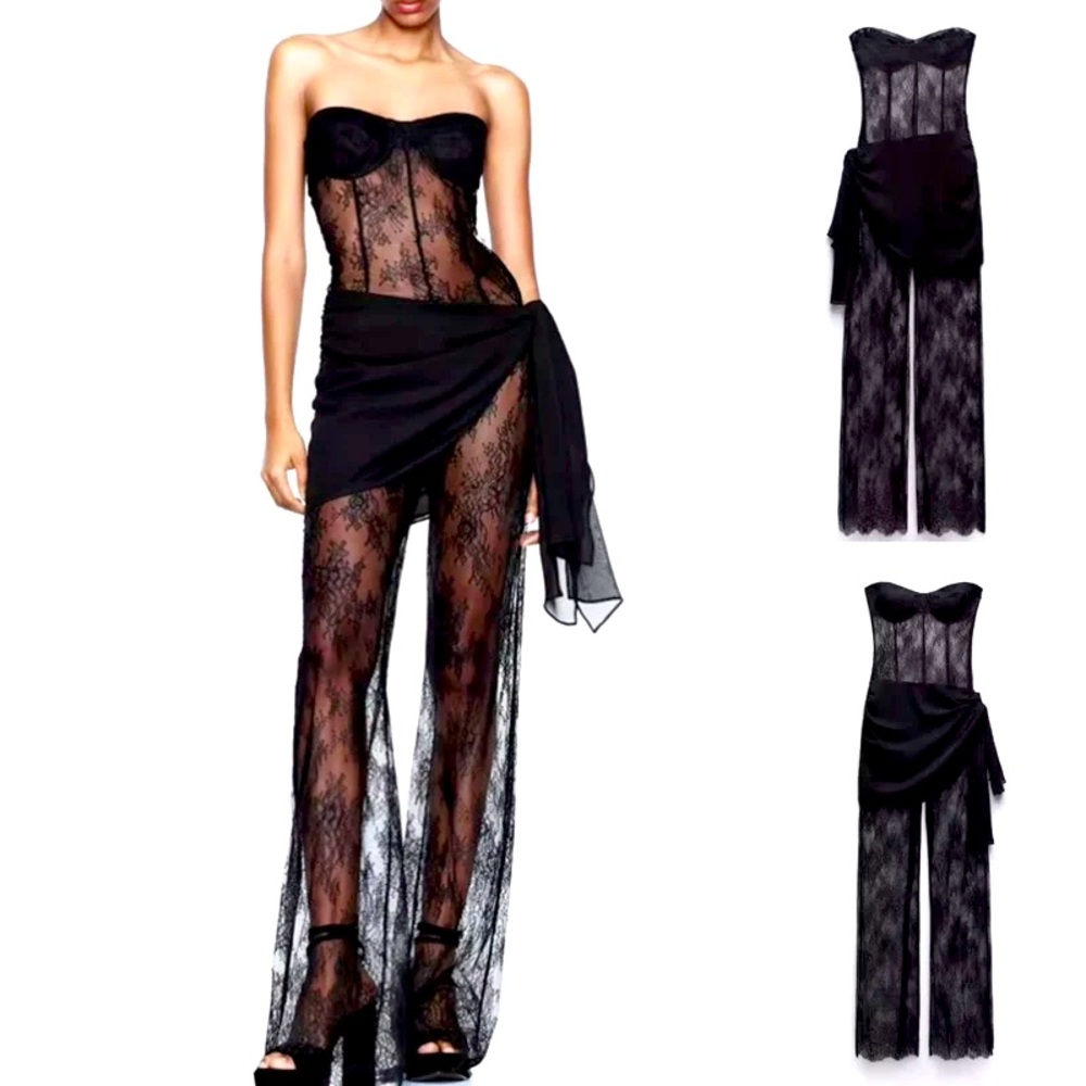 Zara Black Lace jumpsuit Size Small. NWT

9253/942/800